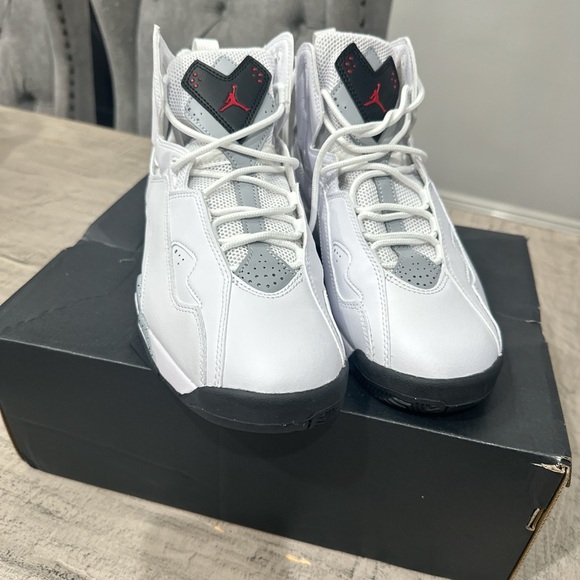 New Jordan 7 White and Black High-Top Sneakers 8 - Picture 4 of 7